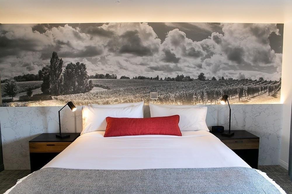 Vinland And Lounge Hotel 4*