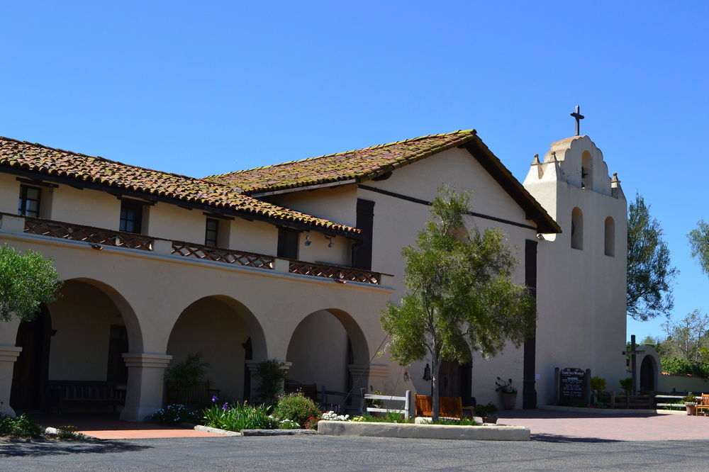 Hotel Vinland And Lounge Solvang