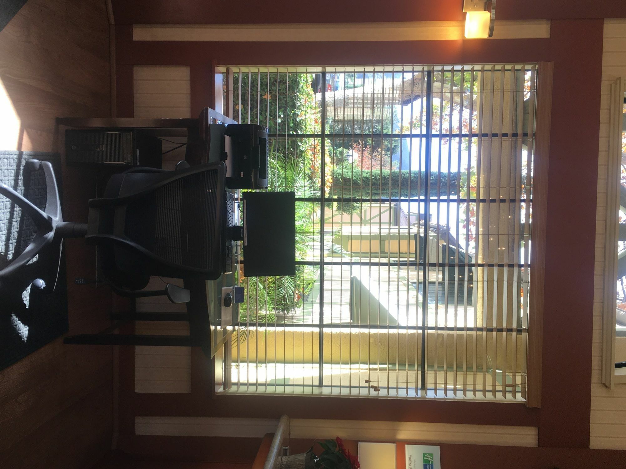 Vinland And Lounge Solvang